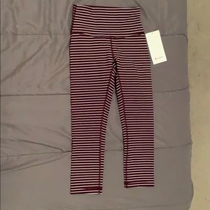 LULULEMON wunder under HR crop 21”